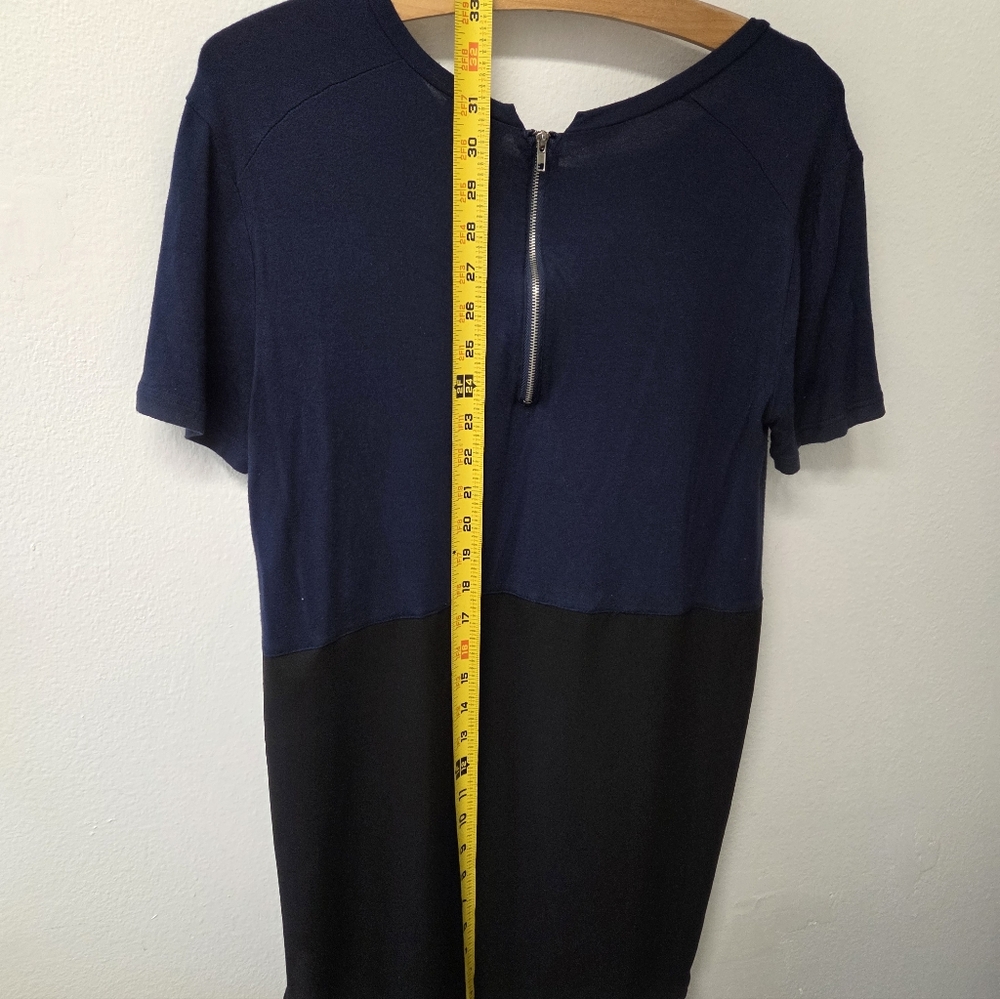 Colorblocked Tunic - Picture 5 of 5